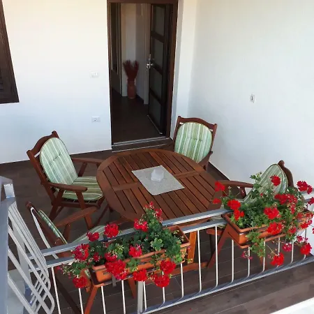 Apartment Ori Porec Exterior photo